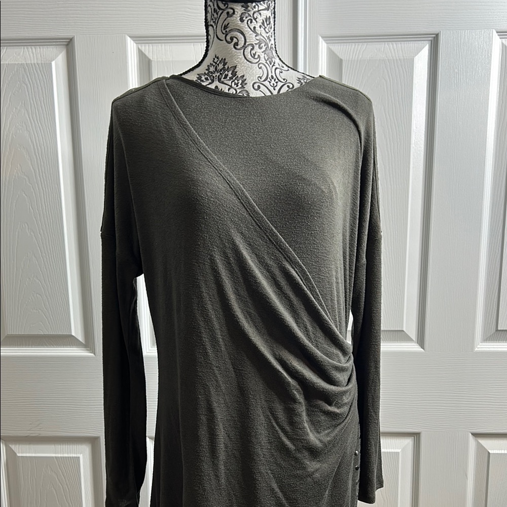 NIC+ZOE‎ Gray Asymmetrical Ruched Blouse L